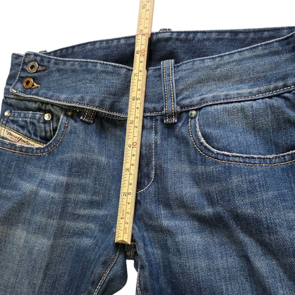 VINTAGE Y2K Diesel Cherone Low Rise Bootcut Blue Jeans Made in Italy Size 26 - Picture 7 of 8